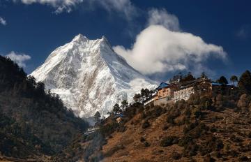 Nepál - trek kolem osmé nejvyšší hory světa Manaslu (8 163 m n. m.)