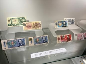 Exponát měsíce (leden) - 30 let samostatné české měny