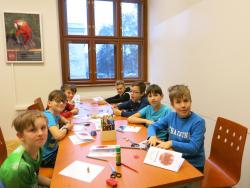 Účastníci edukačního programu si vyplňují pracovní list. 